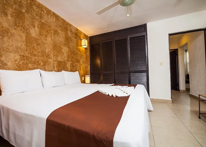 Tukan Playa del Carmen