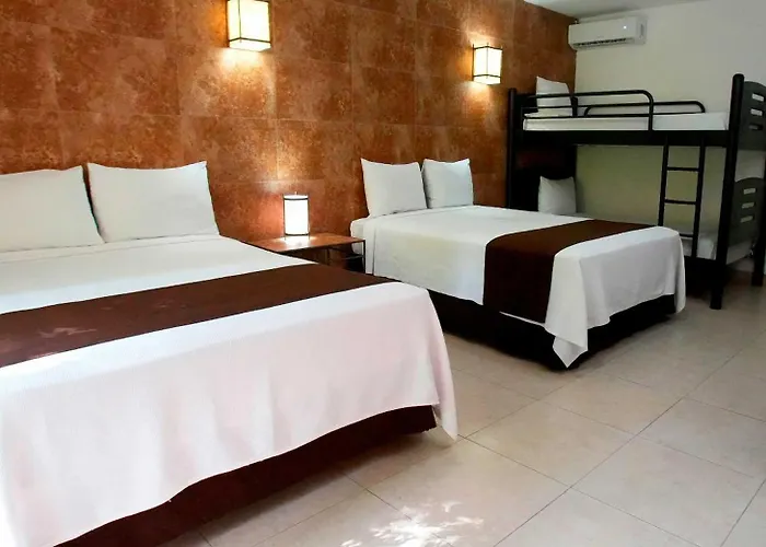 Tukan Hotel 4*